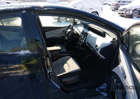 2019 Toyota Prius Le from USA, damaged, VIN JTDL9RFU6K3003133